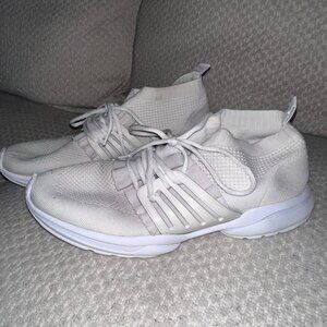 Men's ZaraMen White / Cream Sneakers - Mesh - Size 11US / 44EU